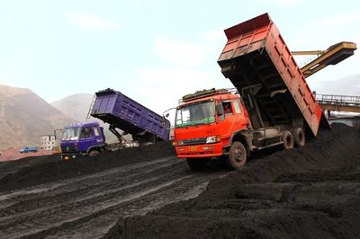 鐵路運輸停擺危機下，攀鋼原燃料供應鏈的挑戰與廣告設計的應對策略